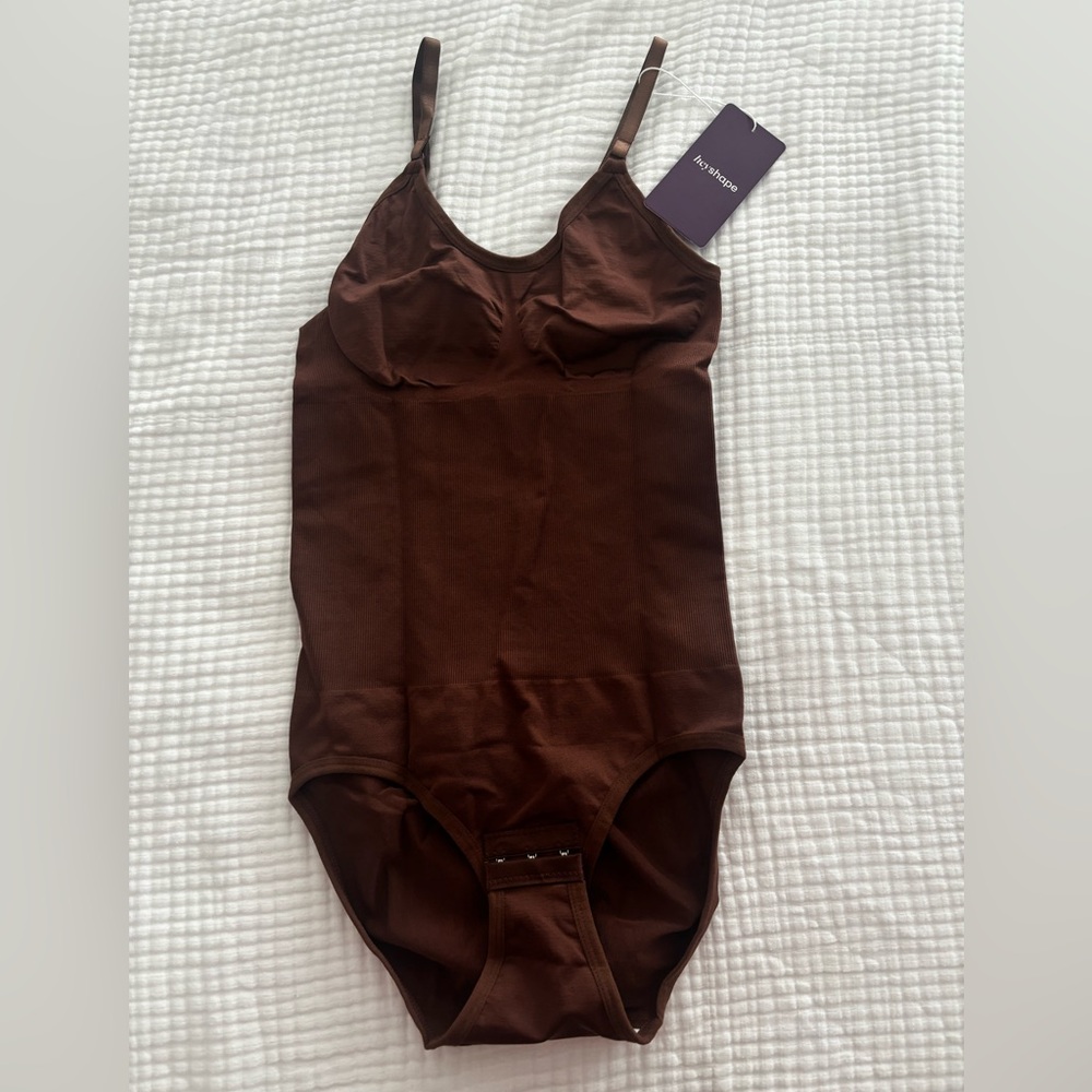 NWT HeyShape Snatched Body Suit